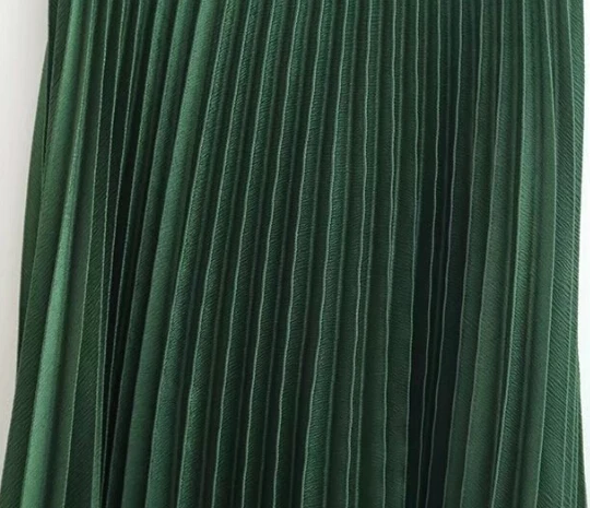 

Women's autumn winter pleated dark green color skirt female elastic high waist casual loose skirt TB891