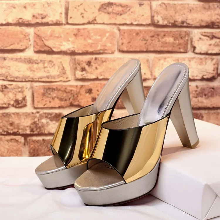 Женские сандалии гладиаторы на высокой подошве повседневные пляжные шлепанцы