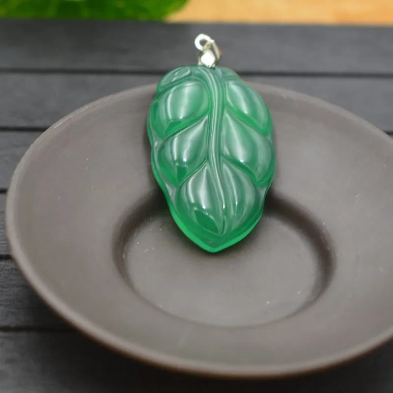 Женское ожерелье с подвеской из нефрита кулон натурального зеленого халцедона в