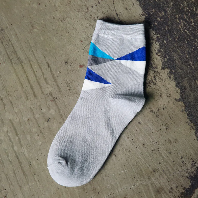 

men autumn winter fashion colorful diamond lattice cotton socks male medium tube socks 5pairs/lot