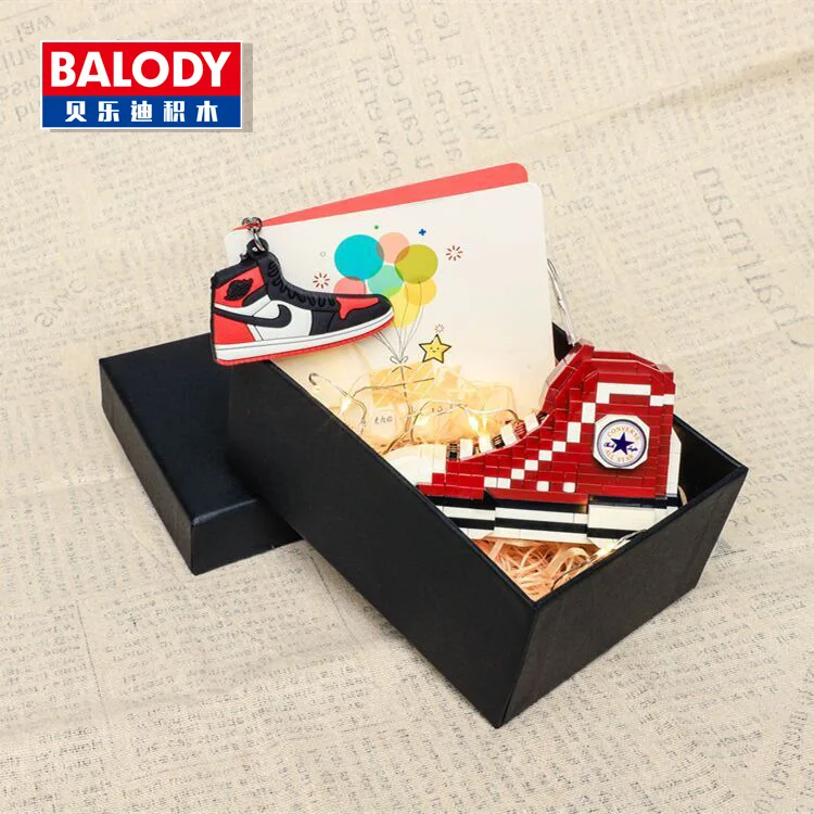 Строительные блоки обувь черный красный зеленый строительные мелкие частицы