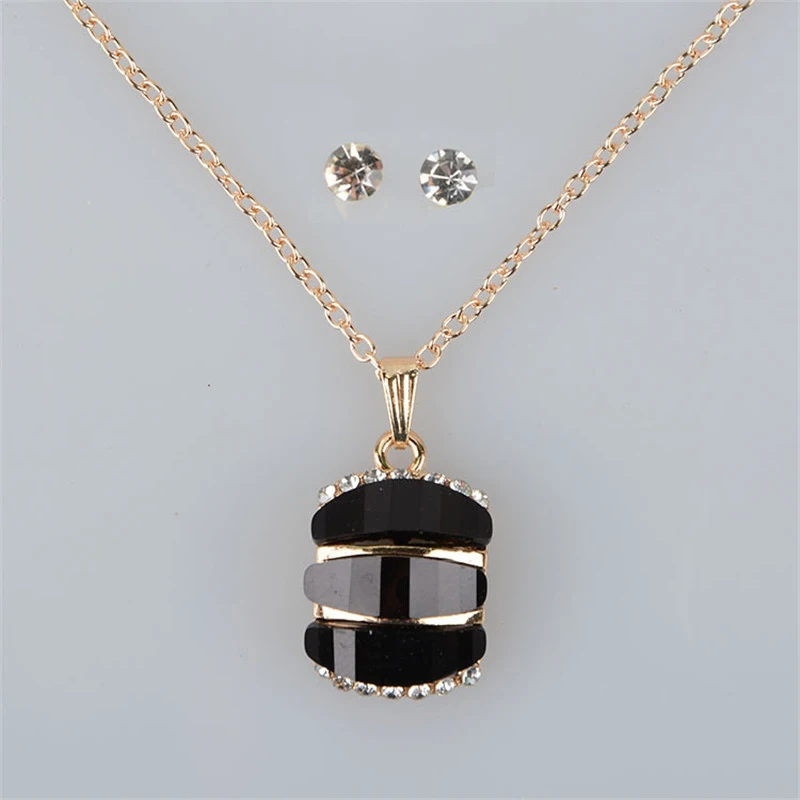 

Girls Micro-inlaid Rhinestone Resin Necklace Earrings 2PCS Women Anniversary Gifts Office Ladies Exquisite Fashion Jewelry Set