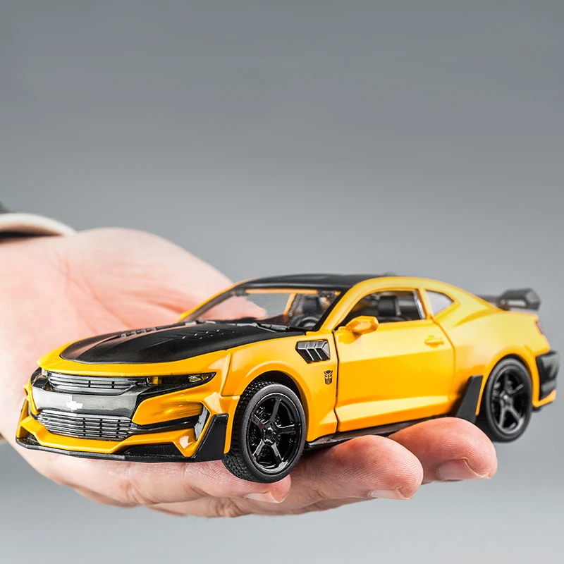 KIDAMI 1:32 Масштаб Camaro литье под давлением модель автомобиля игрушечные машинки вытяните назад автомобиль со звуком светильник Коллекция подарков для детей взрослых