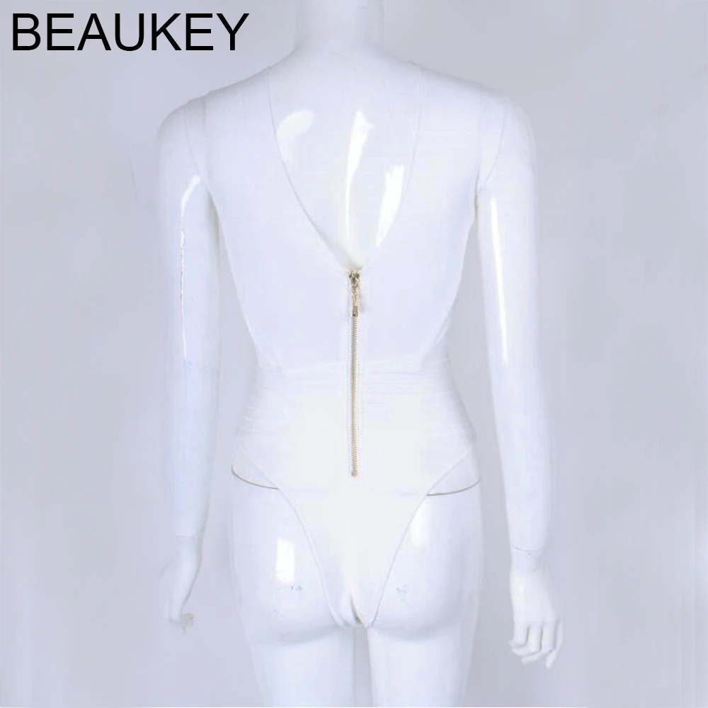 Женское боди без рукавов BEAUKEY Белое Облегающее с глубоким v образным вырезом