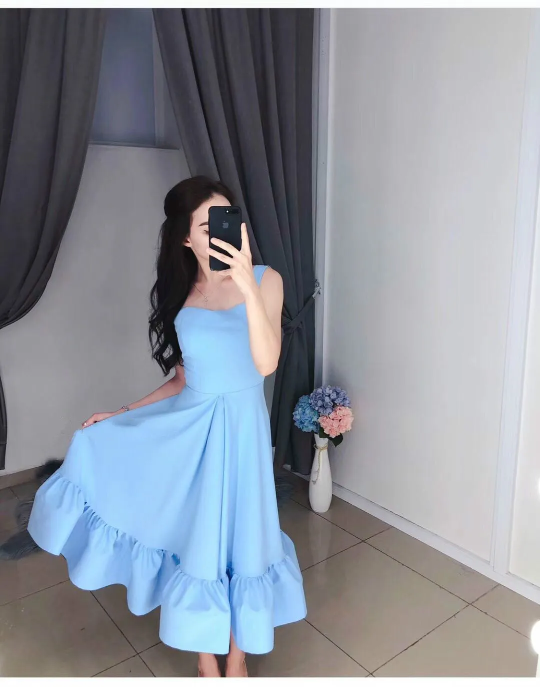 Женское платье трапециевидной формы из полиэстера летнее на бретельках в стиле