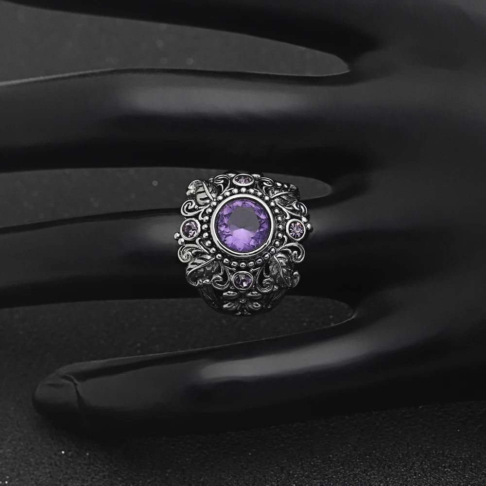 Женское кольцо с фиолетовым кристаллом из циркония в стиле ретро серебряное