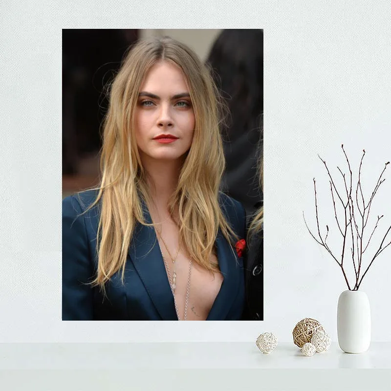 

2018 New arrival Custom Cara Delevingne Canvas Painting Poster Home Decor Cloth Fabric Wall Art Poster for Living Room
