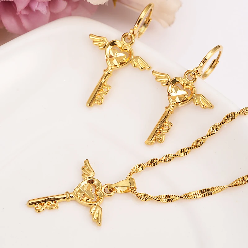 

Bangrui Fashion Necklace Earring Set Women Party Gift Gold color key pattern wing Necklace Earrings Jewelry Sets girls