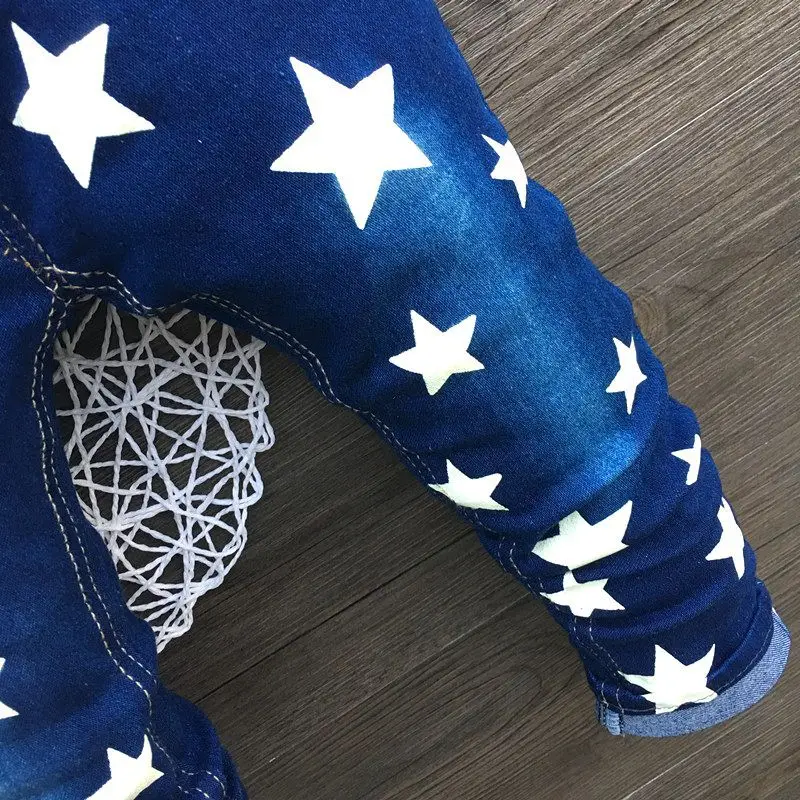 Модные детские джинсы для мальчиков прямые штаны с принтом звезд весенне осенние