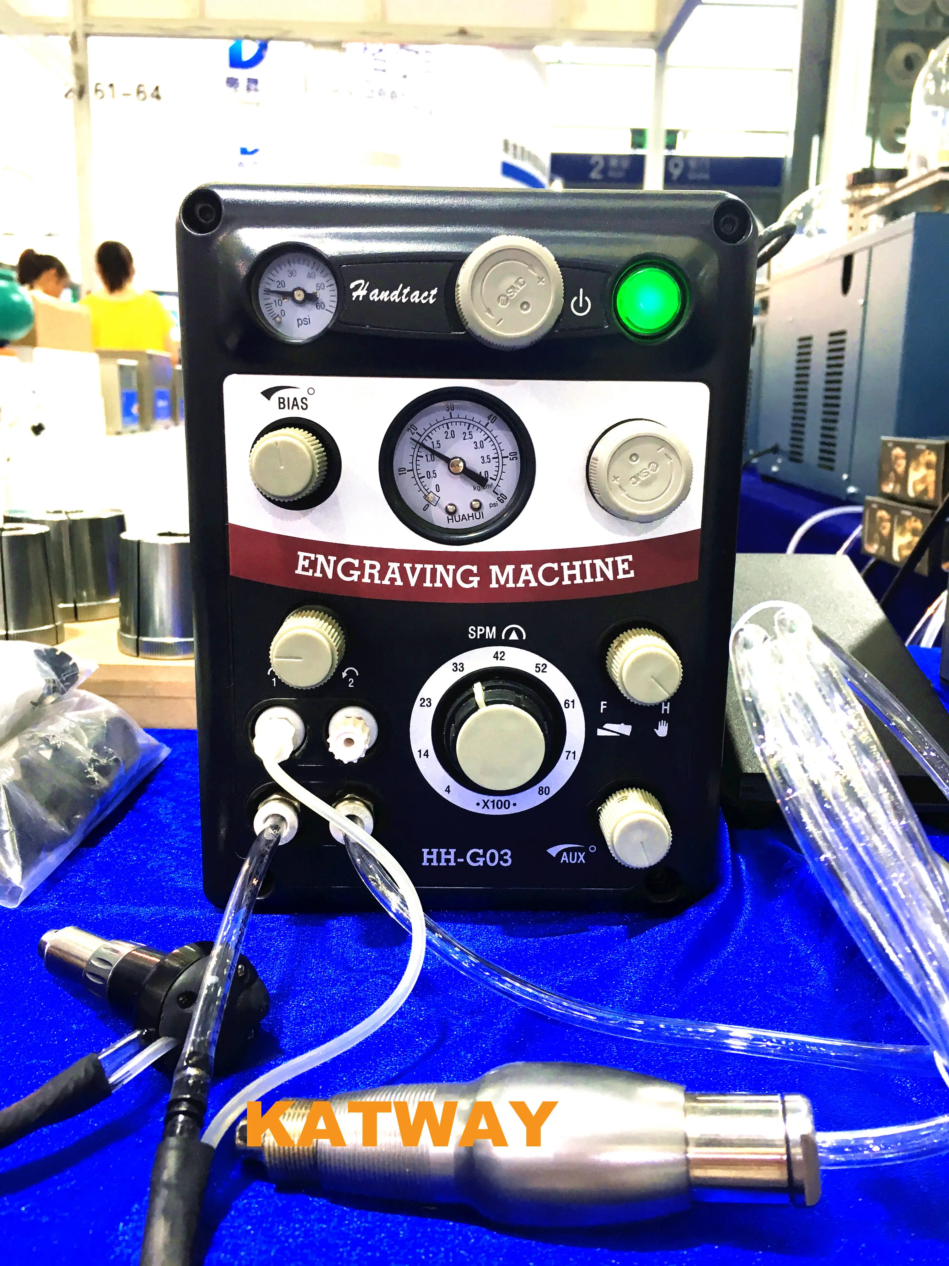 Бесплатная доставка пневматический гравировальный станок GraverMach при 220 В/110 В две