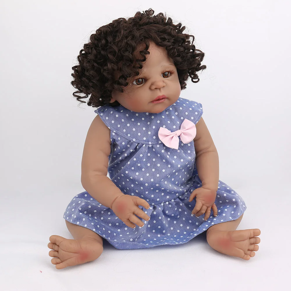Кукла NPKDOLL Reborn 22 дюйма полностью виниловая черная Завитая коричневая мягкая