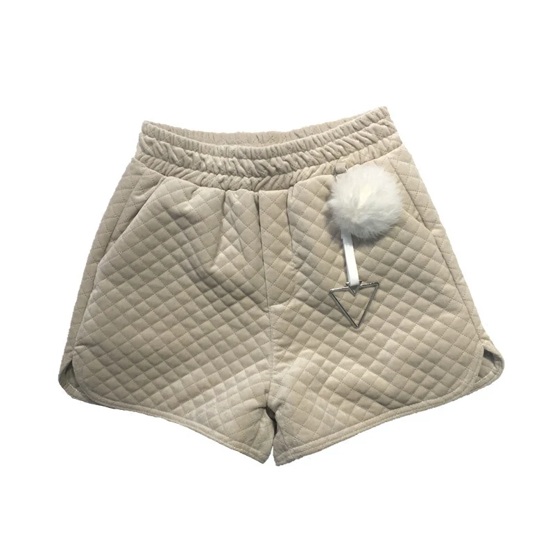 

2018 Padded velvet shorts female elastic waist high waist wear boots loose wide leg shorts DK105
