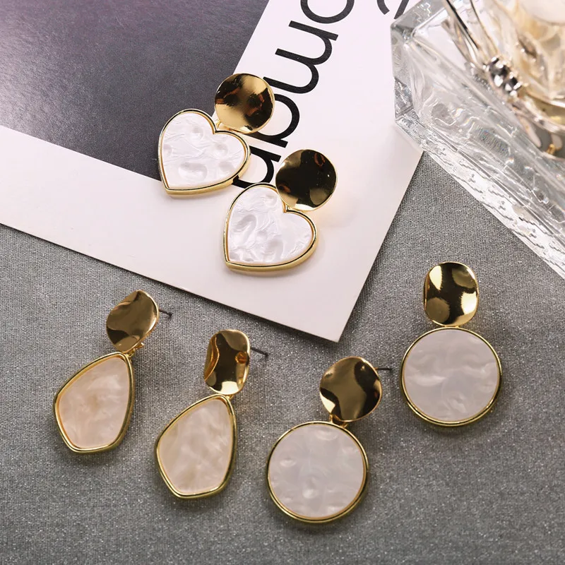 Золотые акриловые серьги для женщин летние модные круглые с подвеской