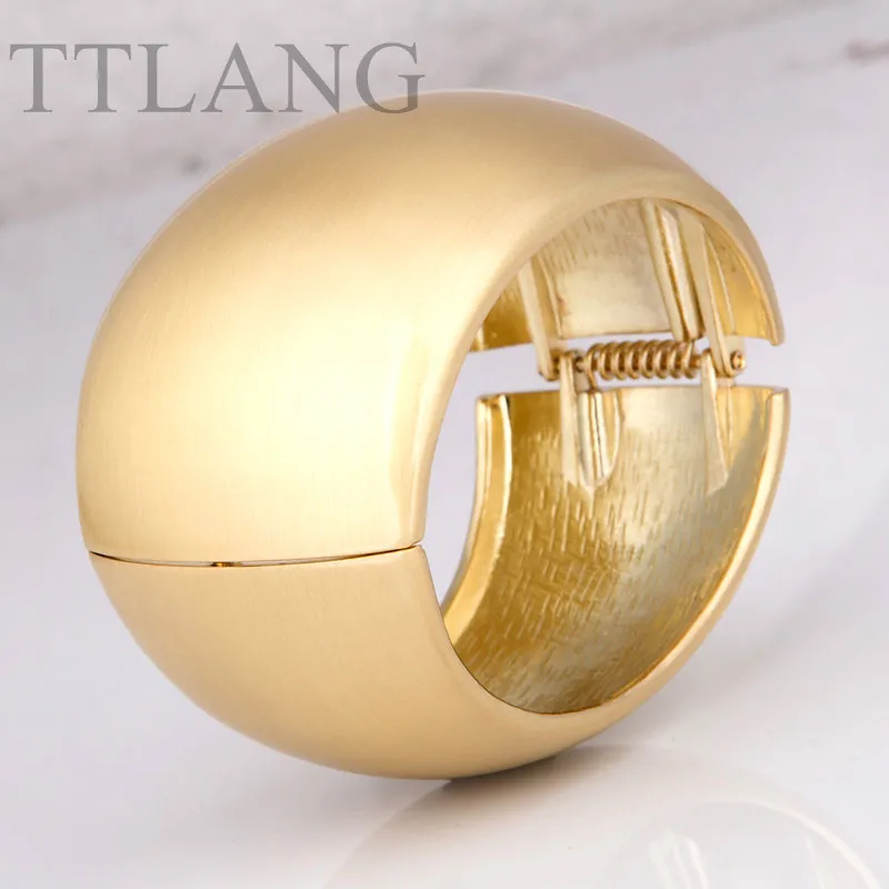 

European Fashion 3.5cm Width Openable Oval Design Alloy Bangle