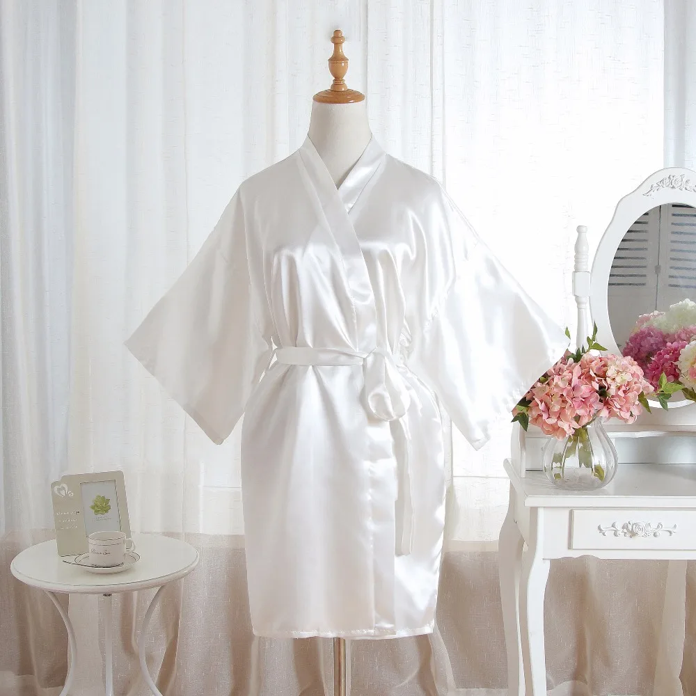 Атласное кимоно Стразы с надписью для невесты халат горничной и матери одежда