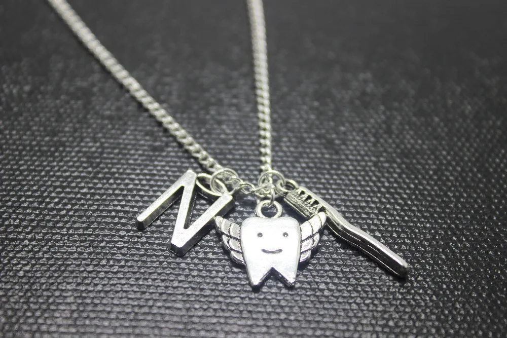 12 шт./лот Античный Серебряный Угол Крылья зубы брелок в виде зубной щетки кулон