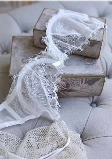 white set S51 ультра-тонкие пикантные удобные кружевной бюстгальтер и трусы комплект Для женщин нижнее бельё для девочек женского белья чулки; Цвета: черный, темно сине-белые розового и фиолетового цветов - Цвет: white set