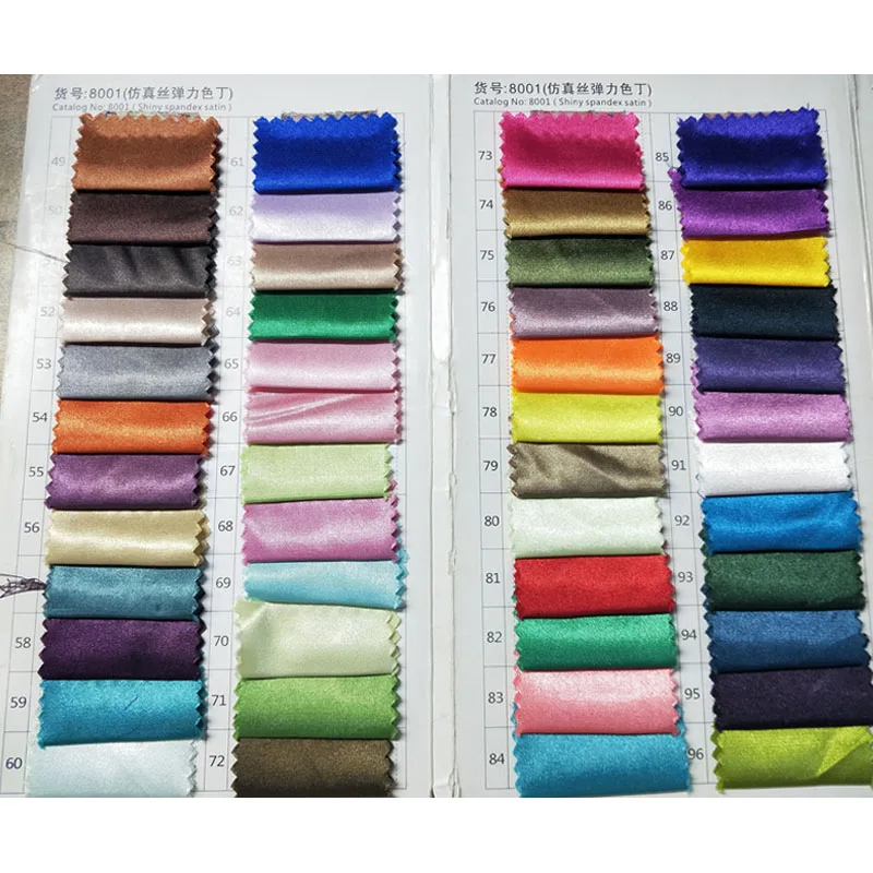 Женская атласная юбка средней длины фиолетовая с карманами и высокой талией