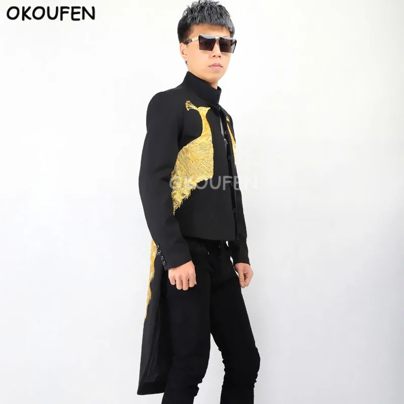 

Male Model Singer Stand Collar Long Windbreaker Banquet Court Dress Costume Gold Peacock Embroidery Tuxedo Suit