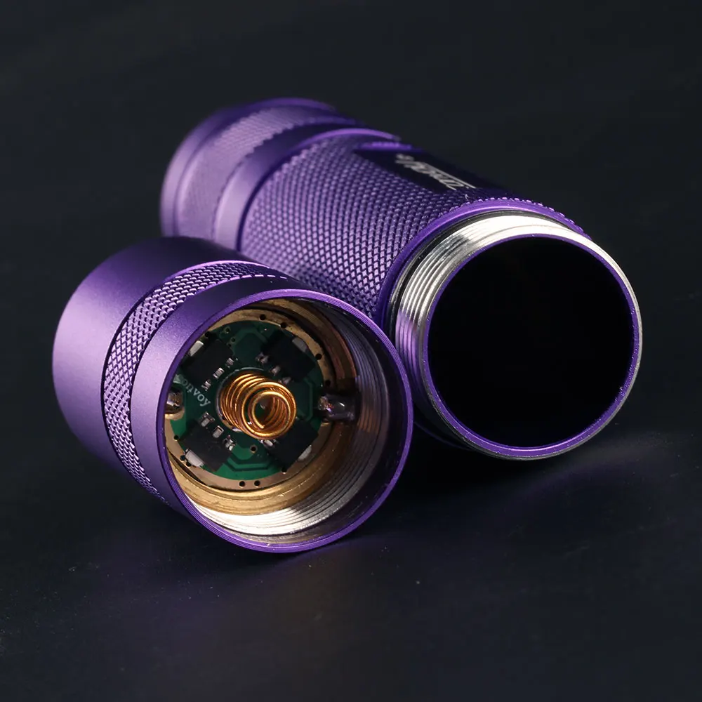 Фонарик Violet S2 + со светодиодной подсветкой XPL HI внутри и стеклом с покрытием ar