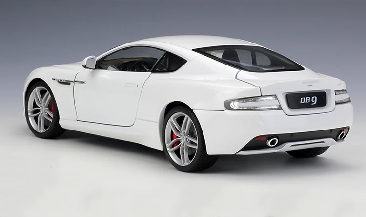 Welly 1:18 Масштаб сплава Модель автомобиля игрушки для Aston Martin DB9 купе металлические игрушки транспортные средства детские игрушки подарки с оригинальной коробкой