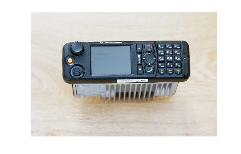 Motorola MTM800 автомобиль радио IP54 тетра управление головы модель с цветным экраном и
