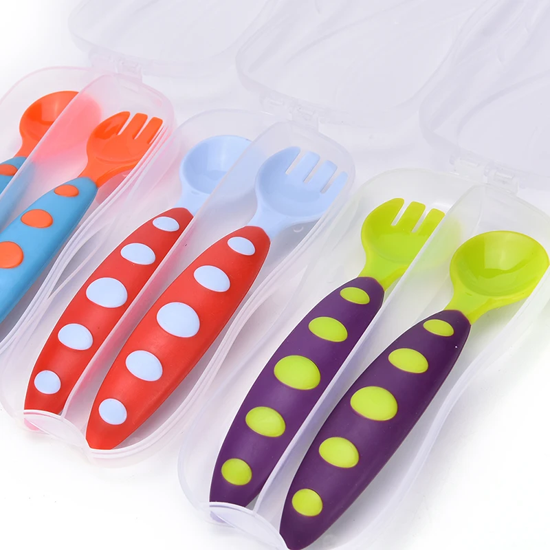 Детская ложка и вилка pp адаптируемая посуда для малышей ложка Flatware 1 2 3 4 5 6 месячный ребенок посуда с ящиком для хранения обучения