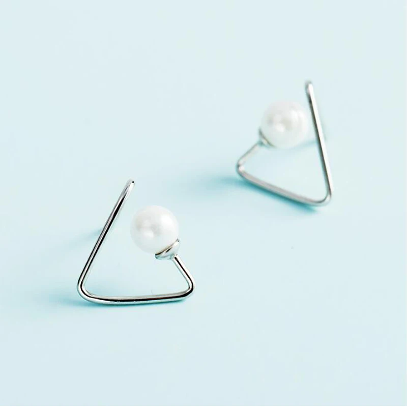 Женские серьги-гвоздики из серебра 925 пробы с жемчугом