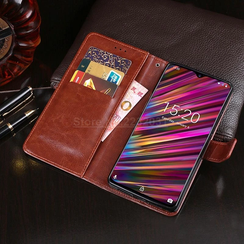 Чехол для Umidigi F1 Play 6.3" с кожаной подкладкой и защитной крышкой на молнии.