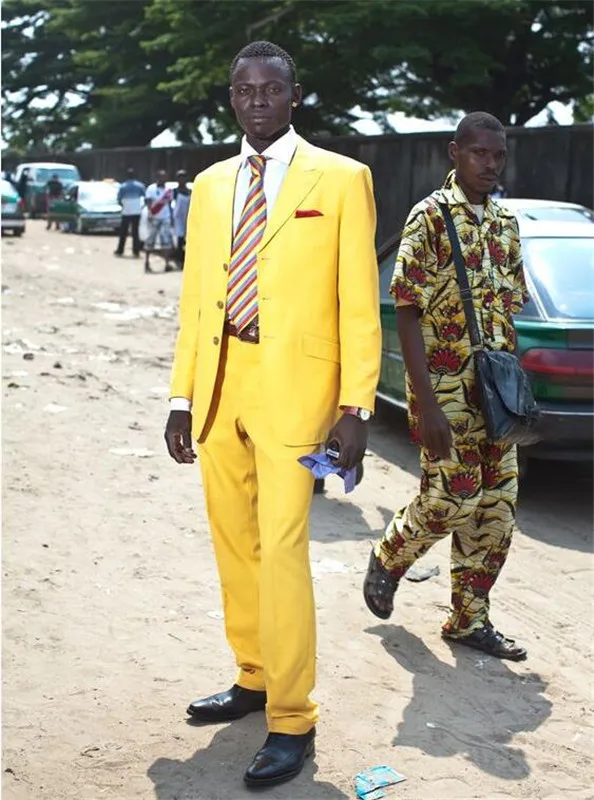 Желтый мужской костюм пиджак тонкий из 2 предметов блейзер + брюки деловой для