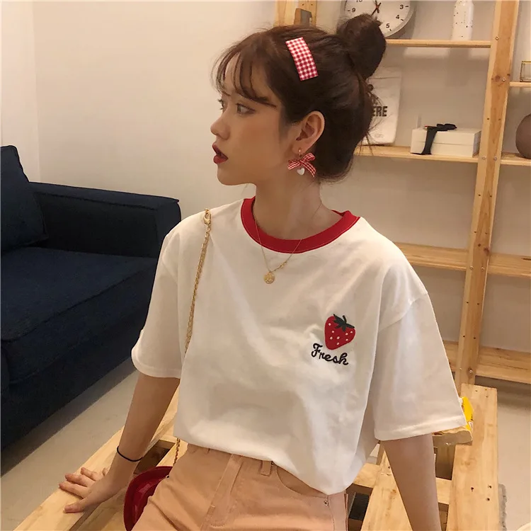 Женские футболки с вышивкой клубники популярные хлопковые коротким рукавом для