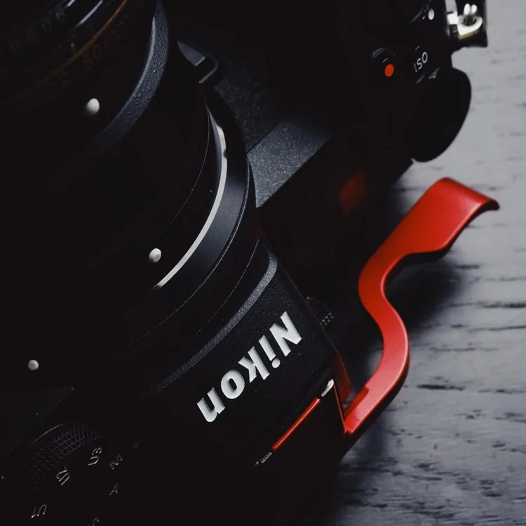 Алюминиевая крышка Горячий башмак идеально подходит для Nikon Z6 Z7 ручка для большого пальца вверх большой палец отдых Высокое качество