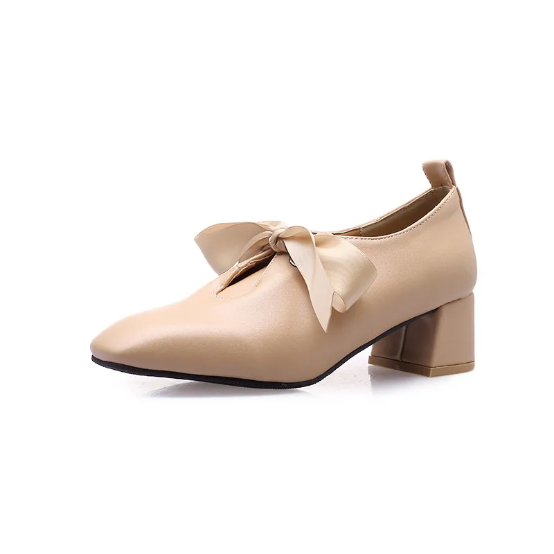 Женские туфли на квадратном каблуке YMECHIC весенние черные белые среднем с