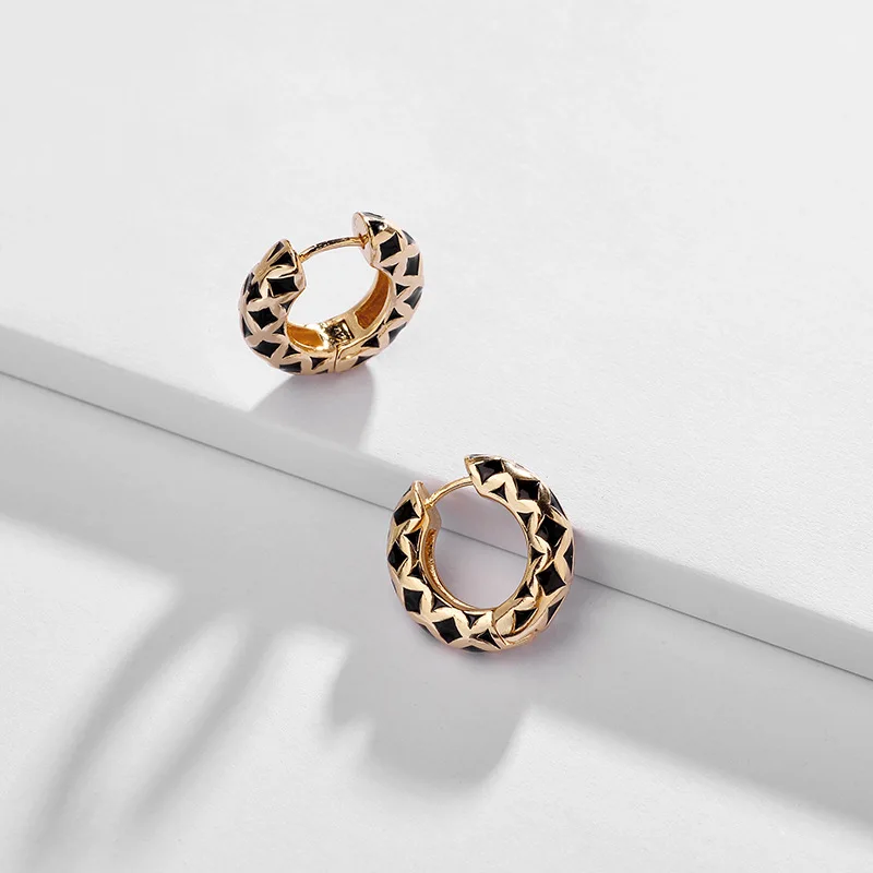 Bijoux аксессуары ювелирные изделия оптом эмалированные медные серьги кольца мини