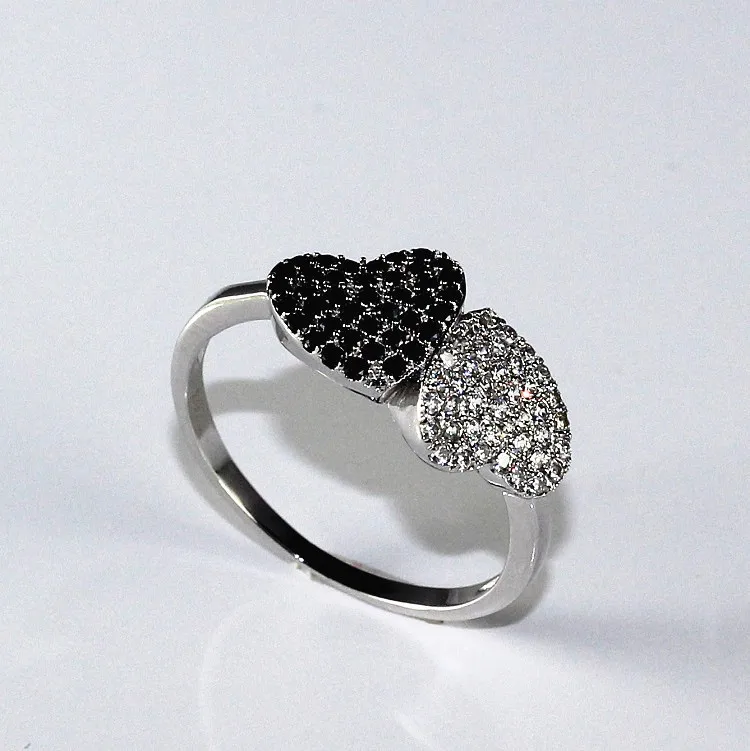 Уникальное женское украшение с топазом свадебная фантазия посеребренное