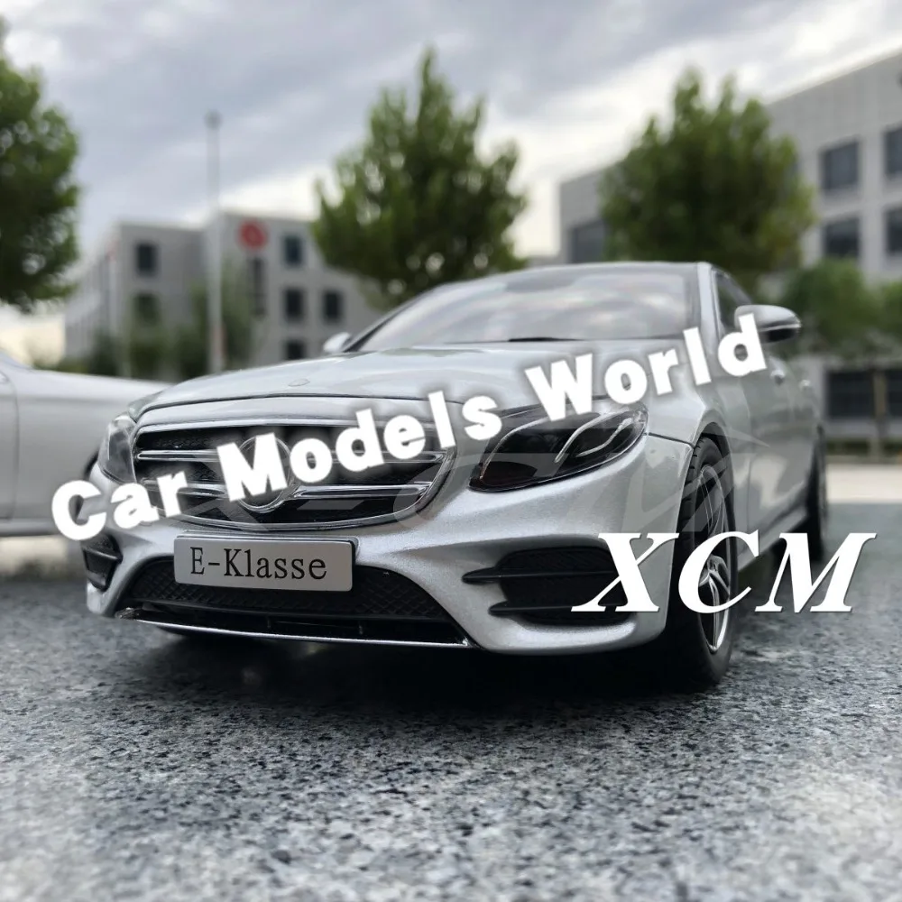 Модель автомобиля под давлением для iScale E-Class E-klase Limousine 1:18 (серебристый) +