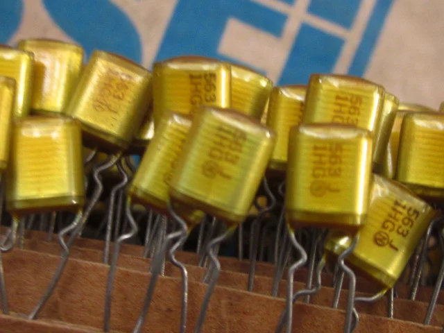 

Original new 100% polypropylene film capacitor 56nf50v 0.056uf 50V 563/1H p=5mm (Inductor)