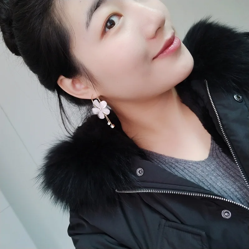 Горячая Распродажа модные белые акриловые серьги кольца с пятью листьями цветов