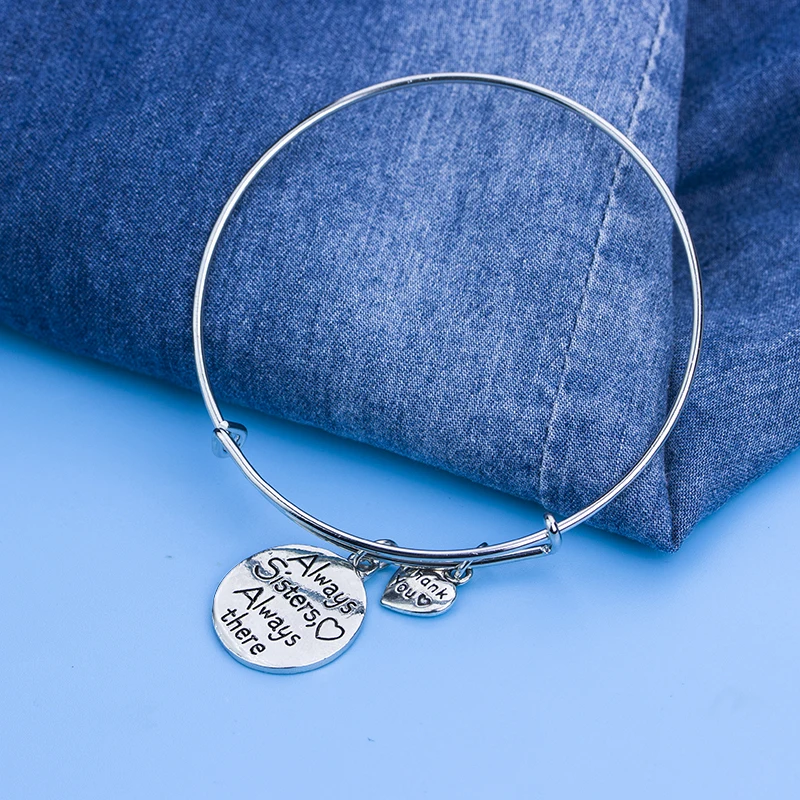Всегда моя сестра. Браслет с подвесками в виде букв и сердечек|sister bracelets|charm