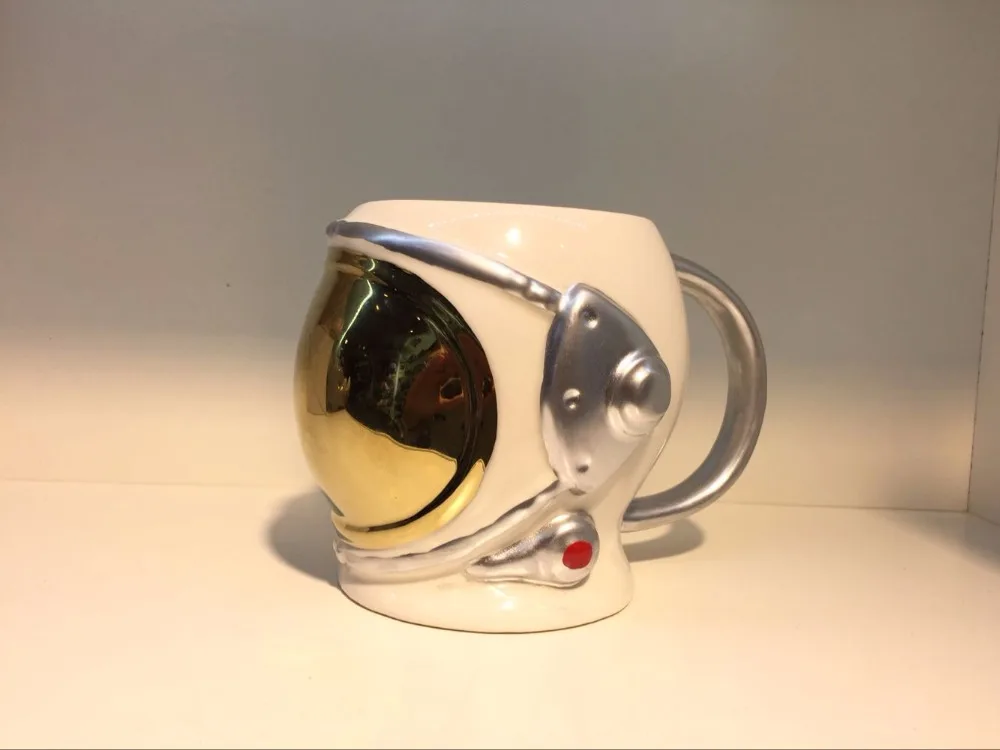 Новое поступление 3D шлем космонавта кружка с рукояткой космонавта керамические кофейные кружки для офиса дома бутылка для воды чашки для завтрака подарки