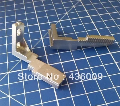 

Domestic Sewing Machine Parts Feed Dog (Front) Singer #77016