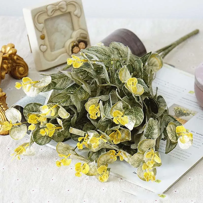 yellow 20 голов Зеленые искусственные листья большие листья эвкалипта Декоративные искусственные растения для домашнего магазина садовые вечерние украшения 50 см - Цвет: yellow