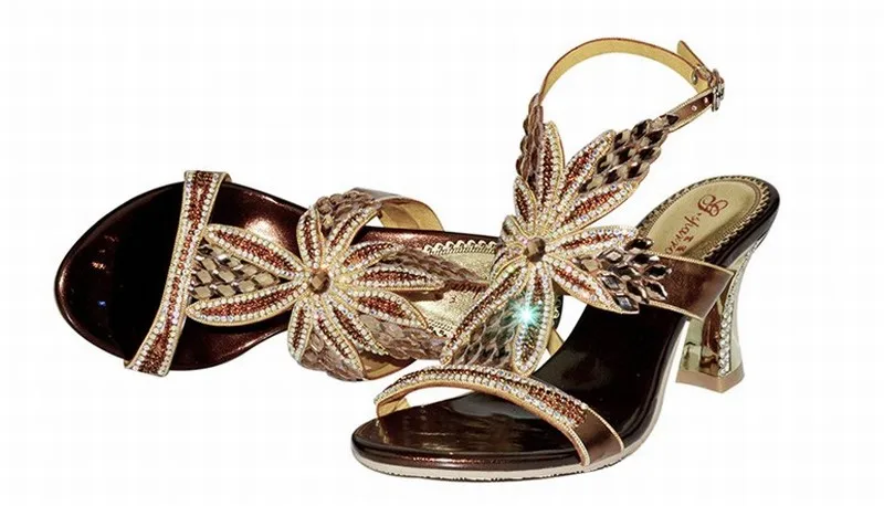 Новинка 2016 года модные босоножки на высоком толстом каблуке с кристаллами