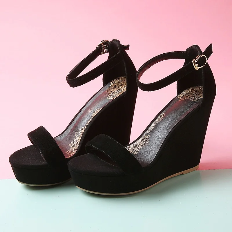 2017 новый лето новое слово полный кожаные сандалии обувь все-матч булочки опорное