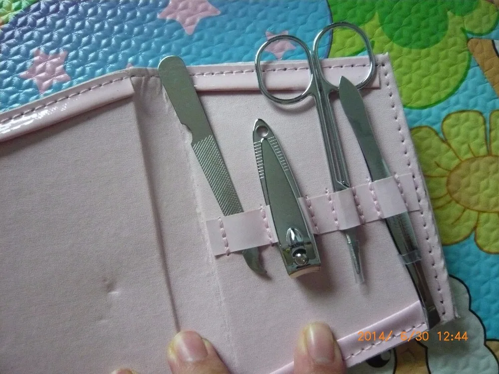 

wedding party favor gifts and giveaways for woman guests - Pink Polka Dot Purse Manicure Set +80sets/ lot