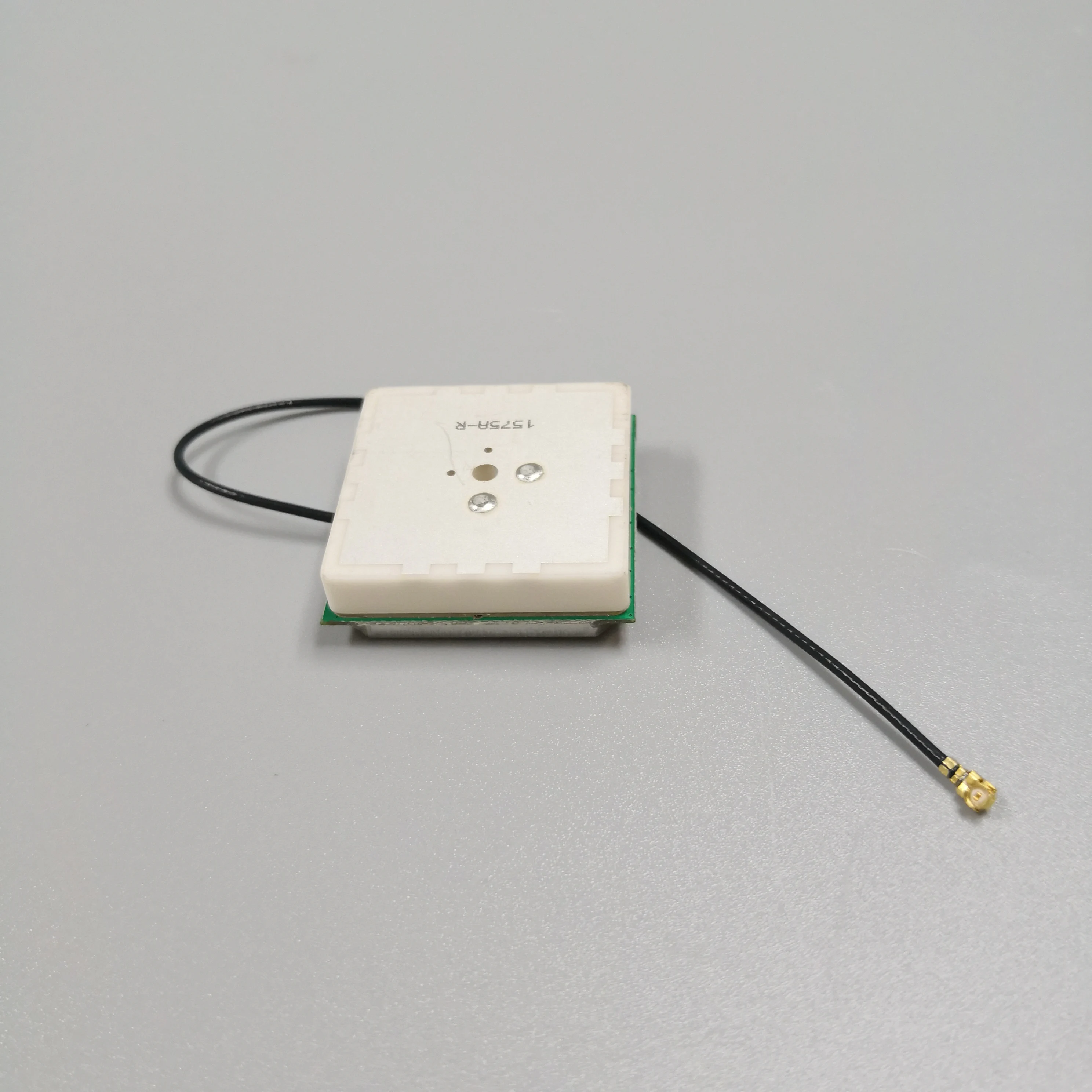RTK Высококачественная gps антенна 38DB высокоточное позиционирование GNSS антенна, gps ГЛОНАСС, BEI DOU три системы