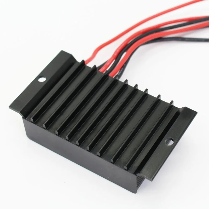 1 шт. 10А водонепроницаемый солнечной панели батареи Контроллер солнечного заряда