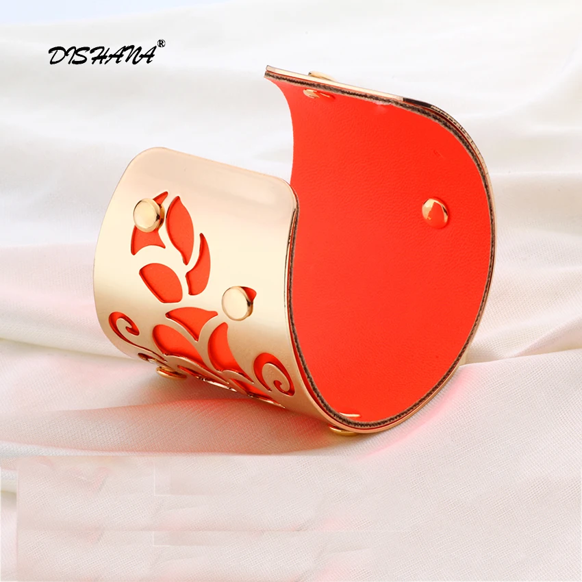 Женский браслет манжеты широкий кожаный золотого цвета с розами S0001|bangles for women|flower