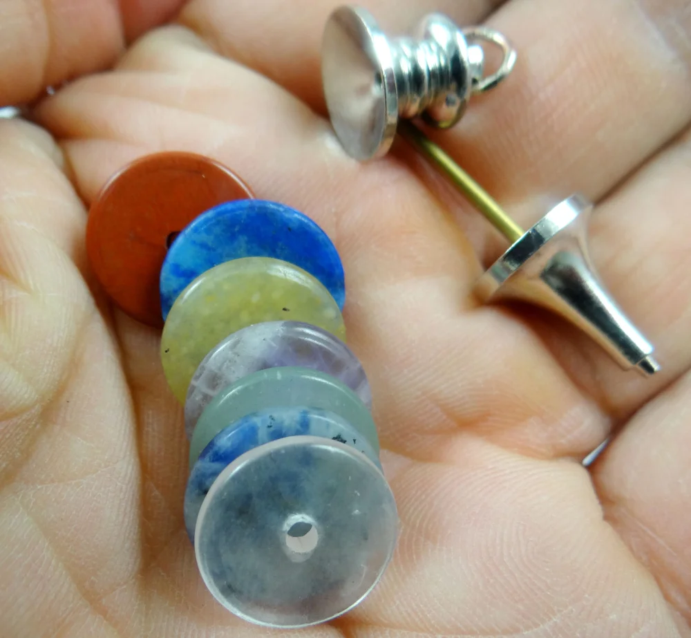 Натуральный камень 7 чакр колеса жизни кварцевые кристаллы бирюзовые Подвески