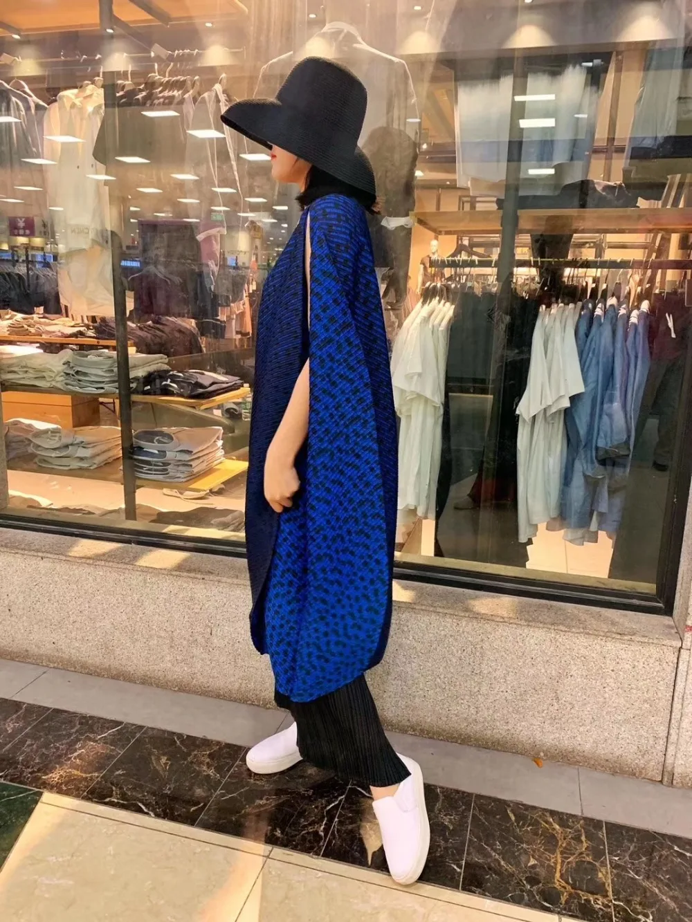 Miyake fold Matt без рукавов Мода slash шеи градиент асимметрия платье доступно